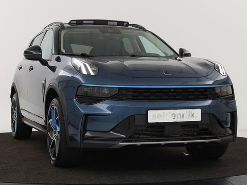 Lynk & Co 01 1.5 Plug In | Panoramadak | Infinity by Harman | 360 camera | Adaptive cruise | Stoelverwarming | Carplay | Memory | Full LED