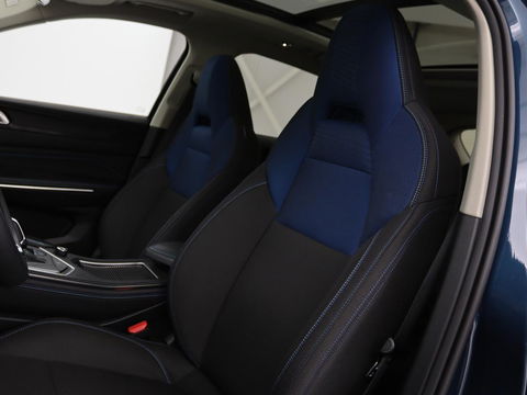 Lynk & Co 01 1.5 Plug In | Panoramadak | Infinity by Harman | 360 camera | Adaptive cruise | Stoelverwarming | Carplay | Memory | Full LED