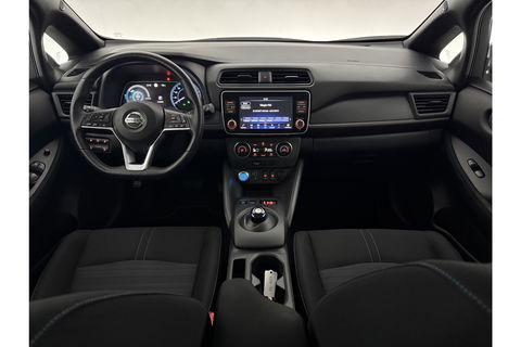 Nissan Leaf Acenta 40 kWh 150PK Camera Carplay LED Clima Cruise 16''LMV Stoel/Stuurverwarming