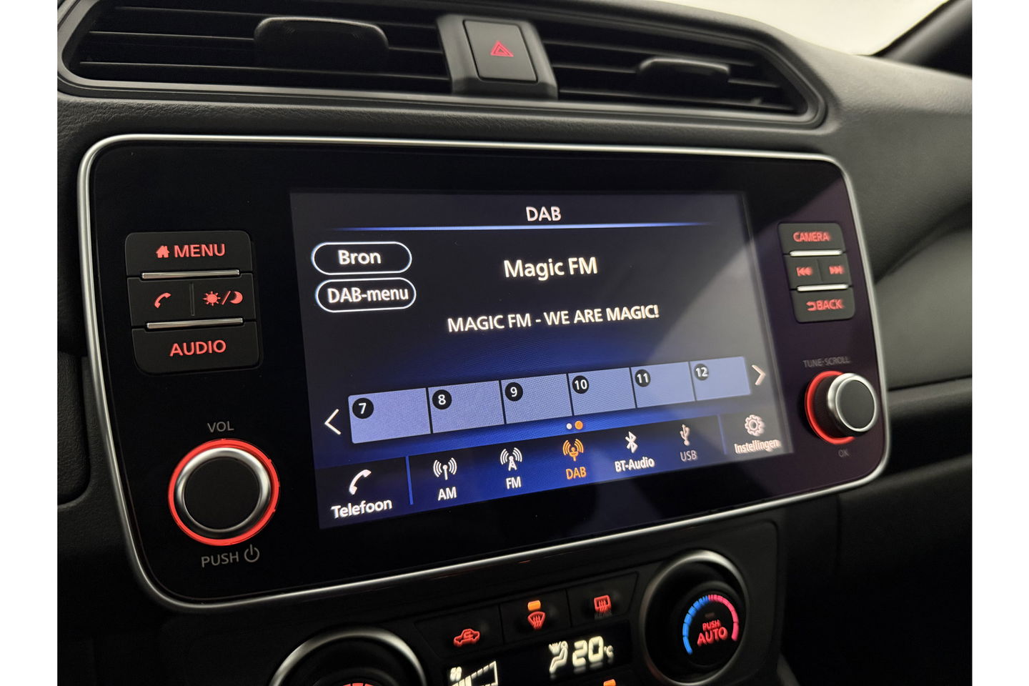 Nissan Leaf Acenta 40 kWh 150PK Camera Carplay LED Clima Cruise 16''LMV Stoel/Stuurverwarming