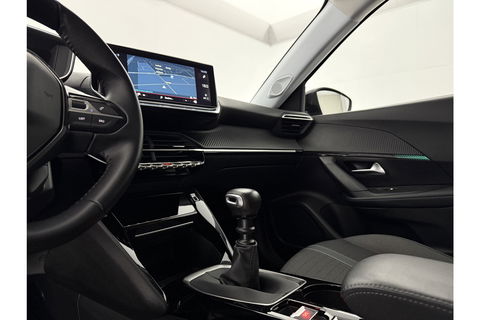 Peugeot 2008 1.2 PureTech 360 Camera Carplay LED Virtual Clima Cruise Navi PDC 17''LMV