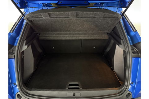 Peugeot 2008 1.2 PureTech Allure Pano 360Camera Carplay LED Virtual Clima Cruise Navi PDC 17''LMV