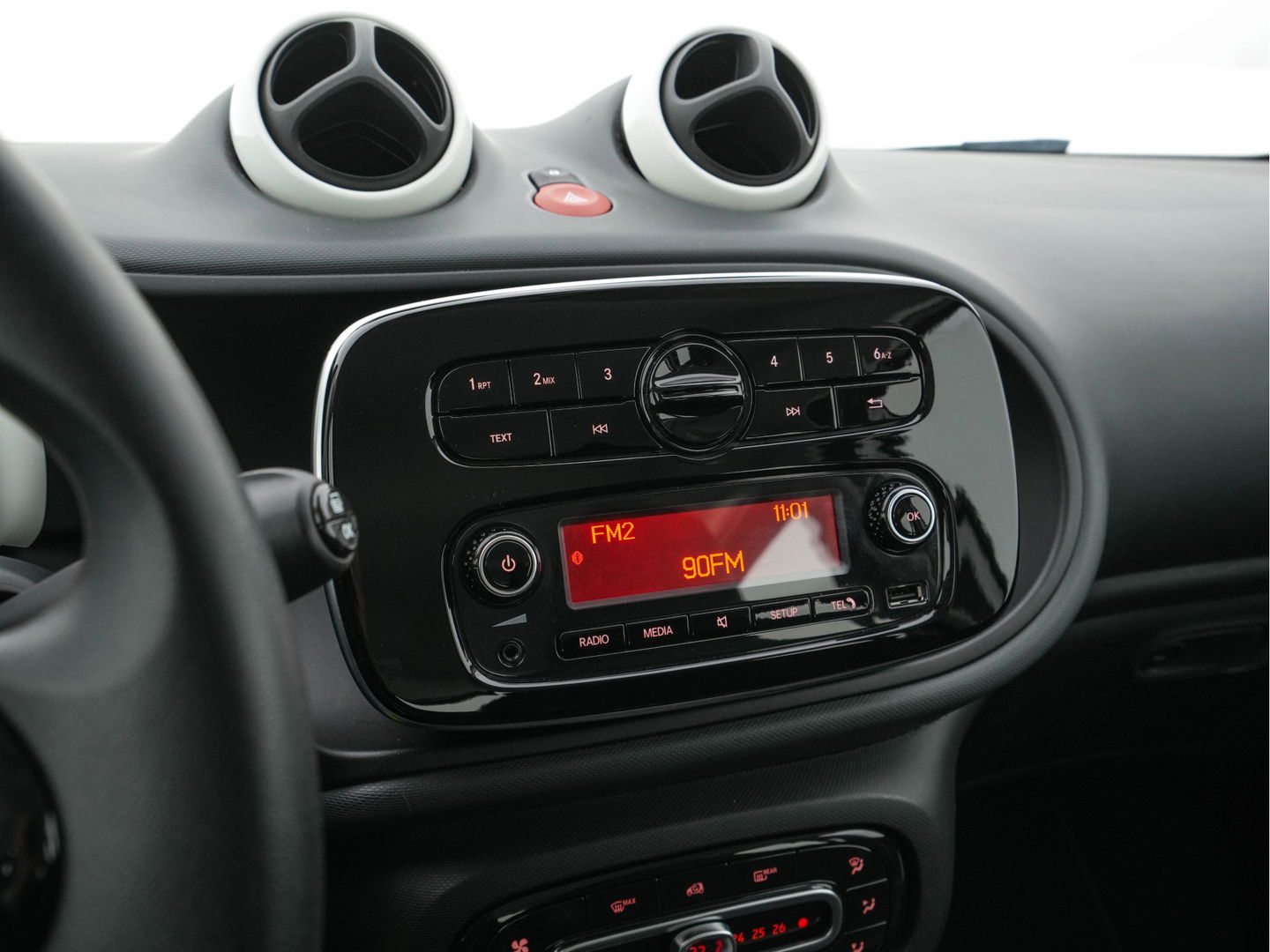 Smart Forfour electric drive Business Solution Cool & Audio Pack Aut. *FULL-LEATHER | AIRCO | CRUISE | COMFORT-SEATS | 15''ALU*