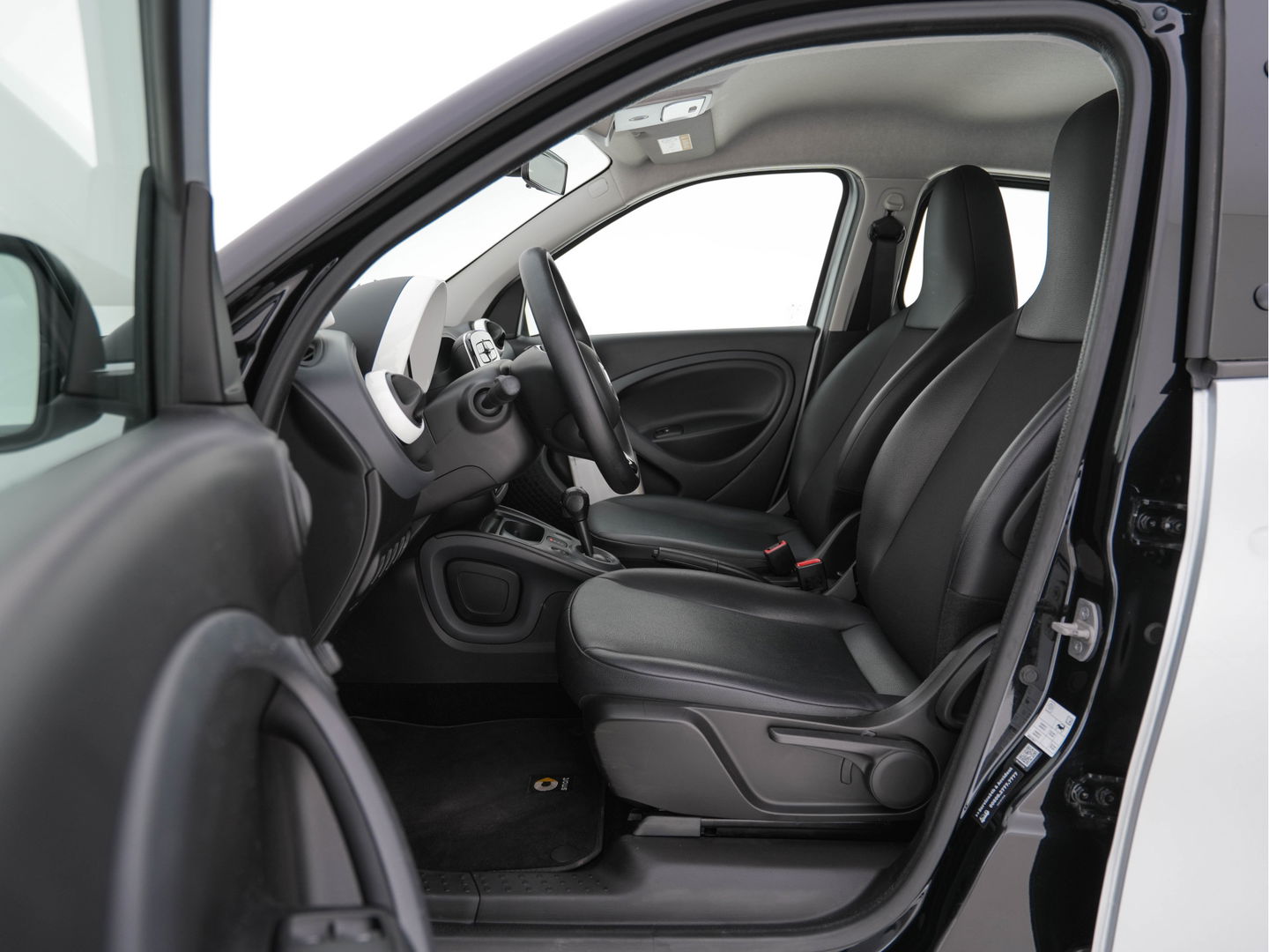 Smart Forfour electric drive Business Solution Cool & Audio Pack Aut. *FULL-LEATHER | AIRCO | CRUISE | COMFORT-SEATS | 15''ALU*