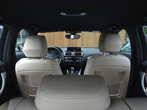BMW 1-serie 118i TwinTurbo Power / M-Sport / LED *NAP*