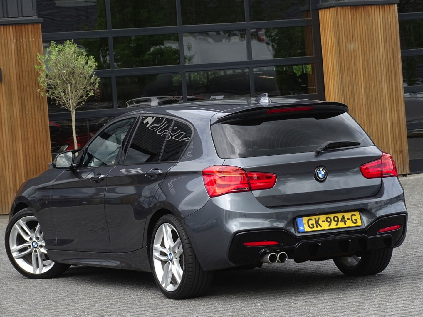 BMW 1-serie 118i TwinTurbo Power / M-Sport / LED *NAP*