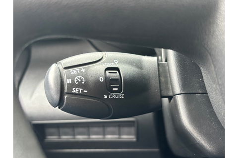 Toyota PROACE CITY 1.2 NAVIGATOR LONG AIRCO PDC-CAMERA 3ZITS.