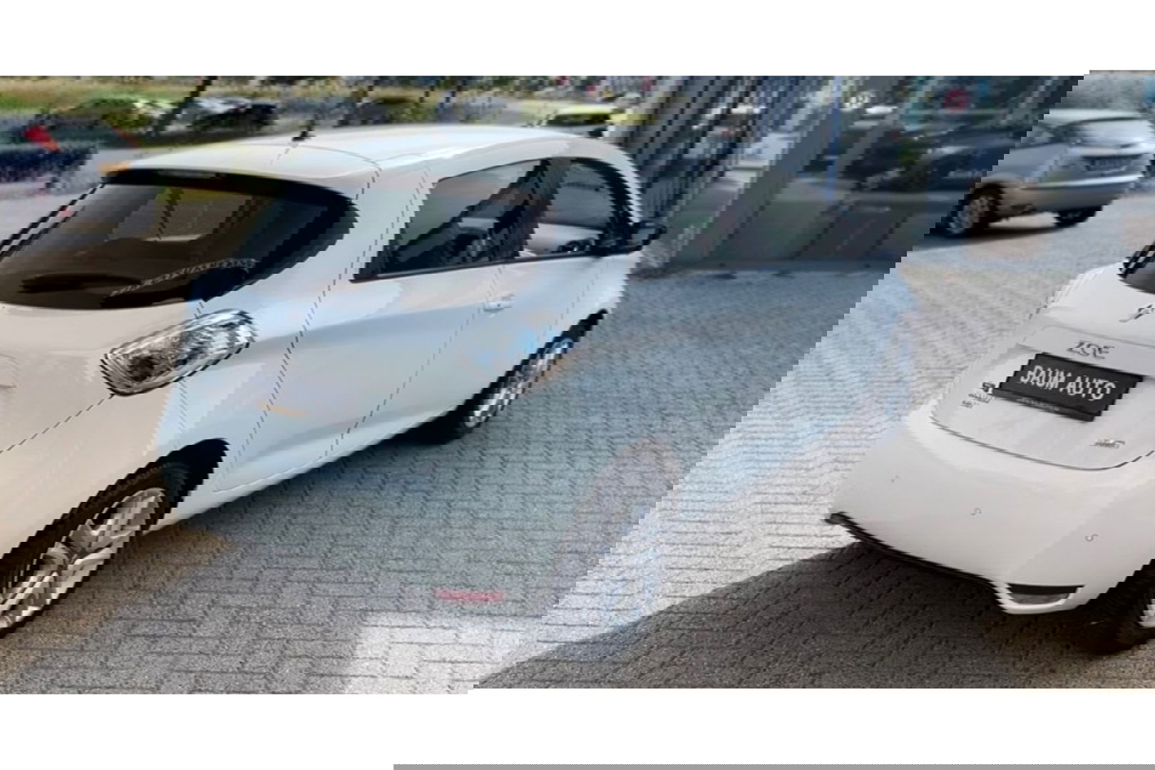 Renault ZOE R90 INTENS QC 40 AIRCO NAVI PDC CRUISE.