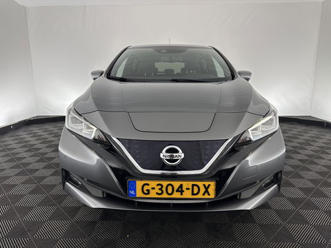 Nissan Leaf Tekna 40 kWh Aut. *LEATHER-FABRIC | FULL-LED | BOSE-SURROUND | ADAPTIVE-CRUISE | TOPVIEW | KEYLESS | NAVI-FULLMAP | BLINDSPOT | DAB+ | PDC | HEATED-COMFORTSEATS | TOWBAR | DIGI-COCKPIT | 17"ALU