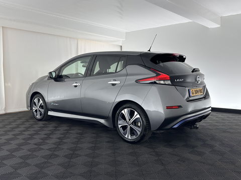 Nissan Leaf Tekna 40 kWh Aut. *LEATHER-FABRIC | FULL-LED | BOSE-SURROUND | ADAPTIVE-CRUISE | TOPVIEW | KEYLESS | NAVI-FULLMAP | BLINDSPOT | DAB+ | PDC | HEATED-COMFORTSEATS | TOWBAR | DIGI-COCKPIT | 17"ALU