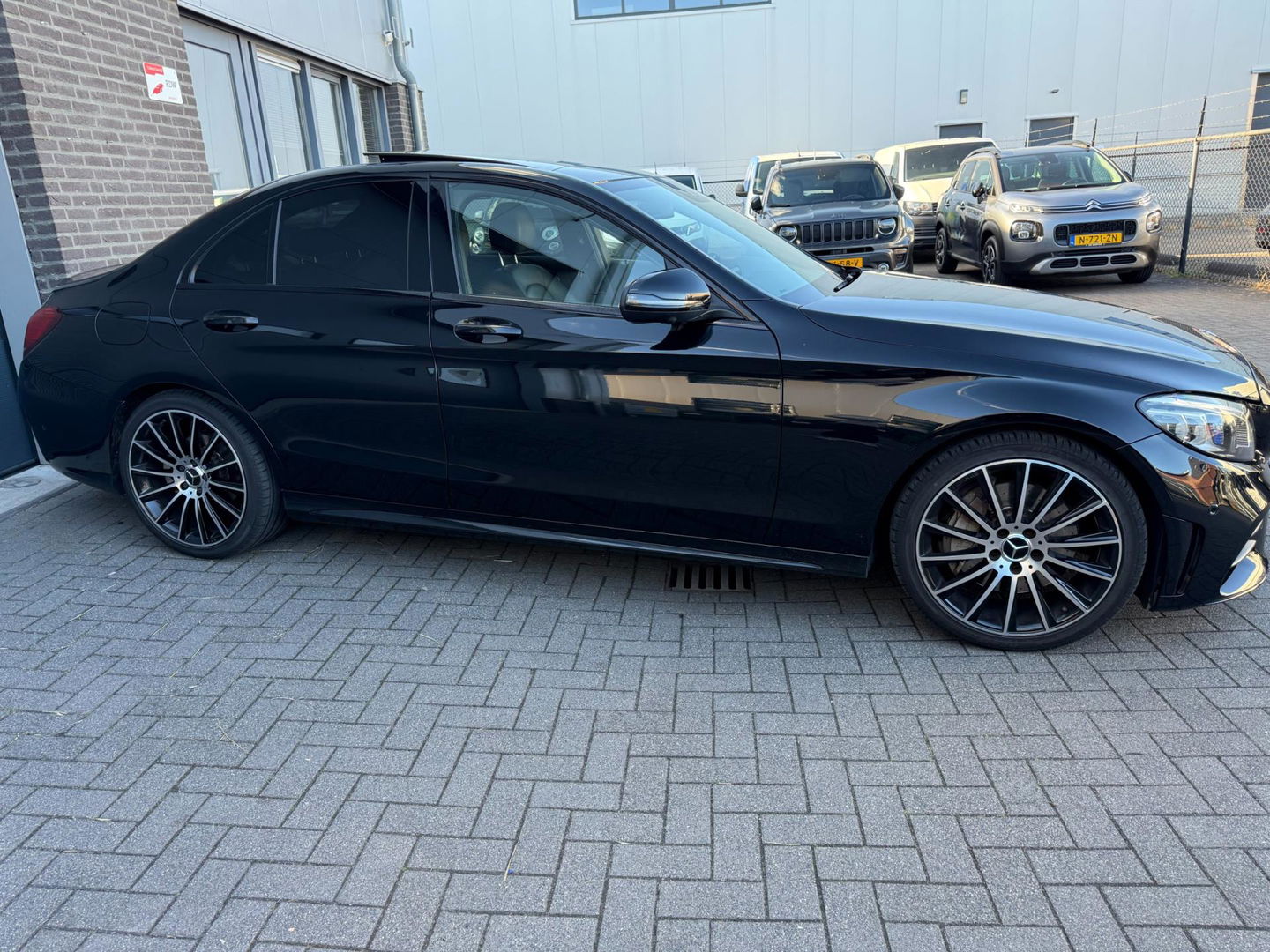 Mercedes-Benz C-Klasse 300 Premium Plus Pack