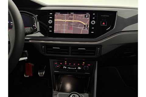 Volkswagen Polo 1.0 TSI 116PK R-line Clima LED Adaptive Cruise Carplay Camera Virtual Navi PDC