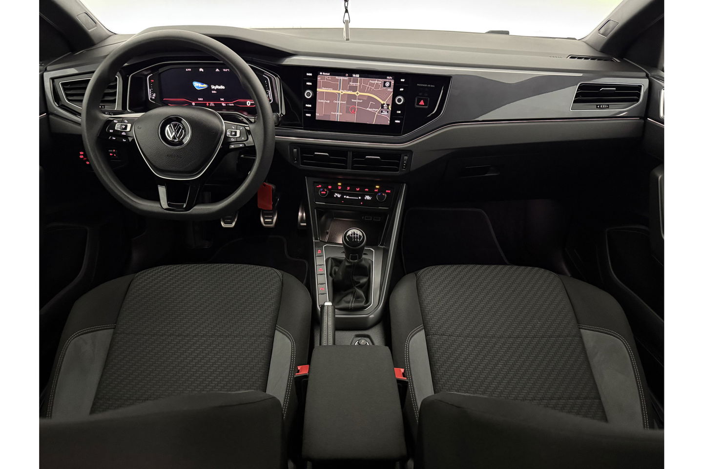 Volkswagen Polo 1.0 TSI 116PK R-line Clima LED Adaptive Cruise Carplay Camera Virtual Navi PDC