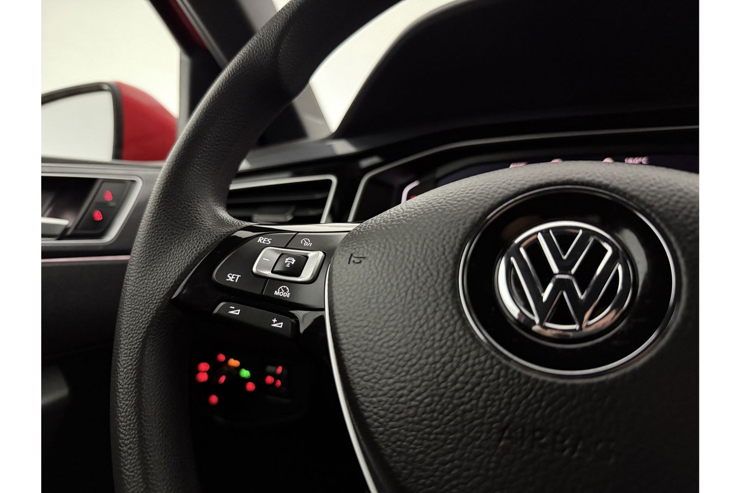 Volkswagen Polo 1.0 TSI 116PK R-line Clima LED Adaptive Cruise Carplay Camera Virtual Navi PDC