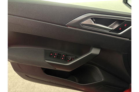 Volkswagen Polo 1.0 TSI 116PK R-line Clima LED Adaptive Cruise Carplay Camera Virtual Navi PDC