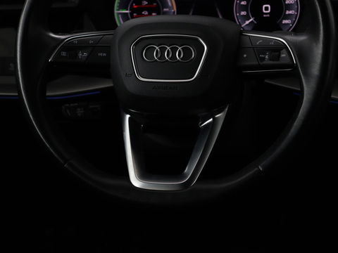 Audi A3 45 TFSIe Business Edition | Head-Up | Stoelverwarming | Adaptive cruise | Carplay | Bang & Olufsen | Matrix LED | Keyless | Park Assist | Virtual Cockpit