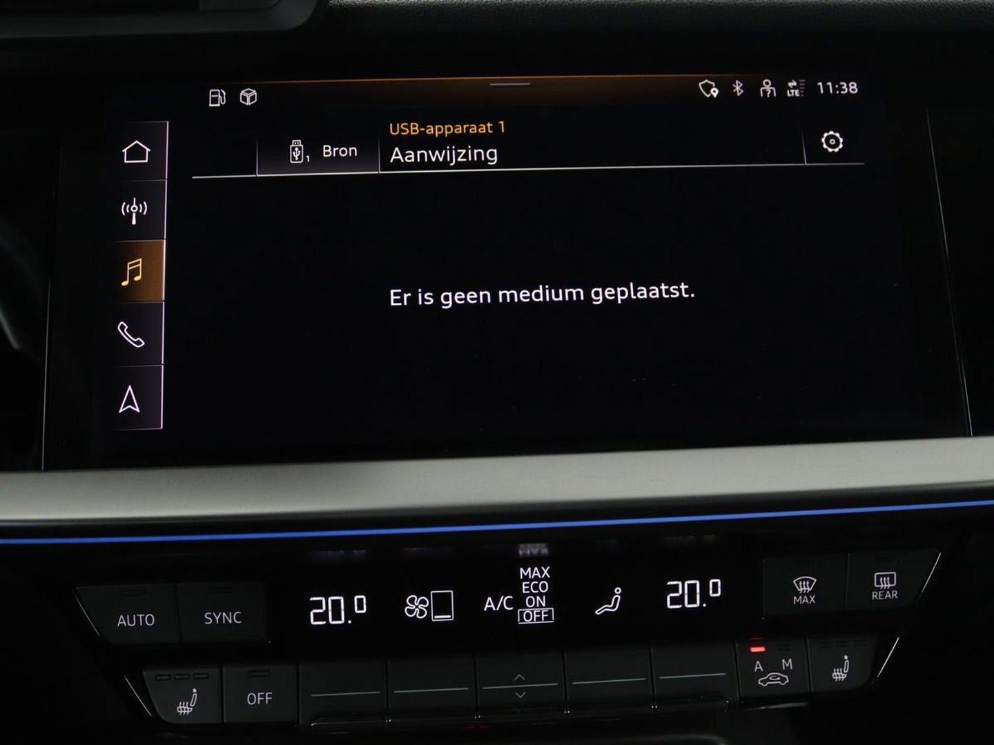 Audi A3 45 TFSIe Business Edition | Head-Up | Stoelverwarming | Adaptive cruise | Carplay | Bang & Olufsen | Matrix LED | Keyless | Park Assist | Virtual Cockpit