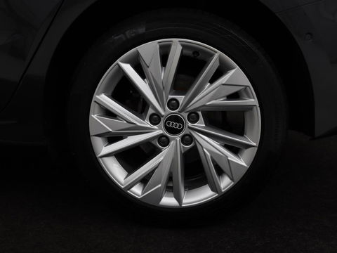 Audi A3 45 TFSIe Business Edition | Head-Up | Stoelverwarming | Adaptive cruise | Carplay | Bang & Olufsen | Matrix LED | Keyless | Park Assist | Virtual Cockpit