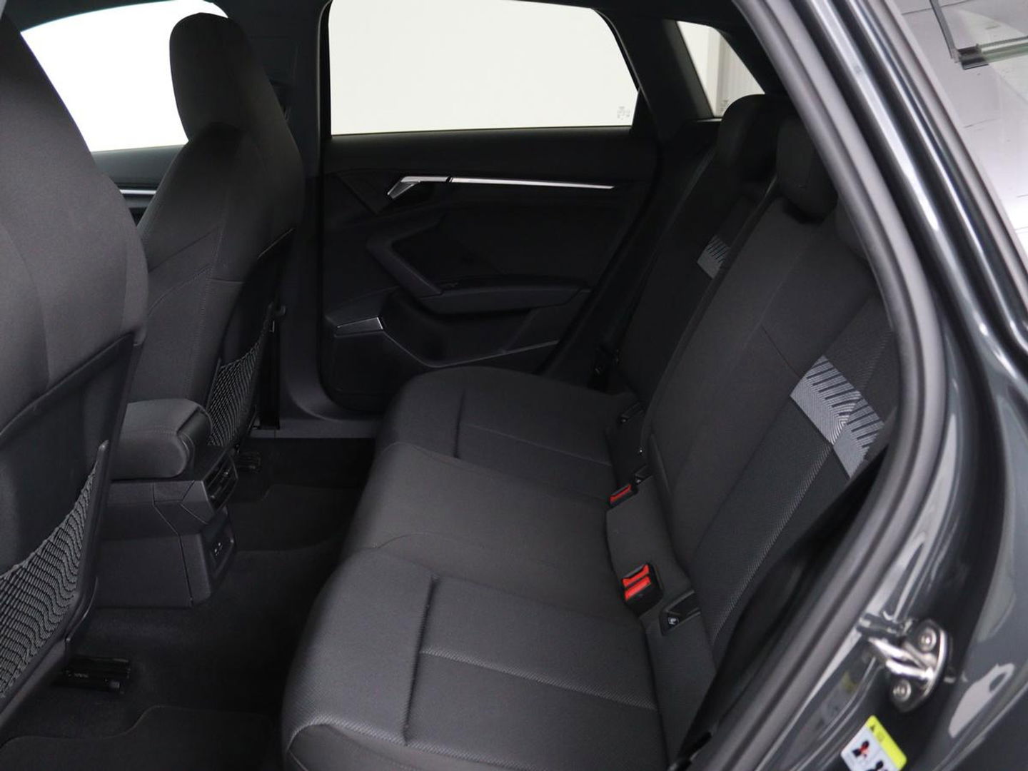 Audi A3 45 TFSIe Business Edition | Head-Up | Stoelverwarming | Adaptive cruise | Carplay | Bang & Olufsen | Matrix LED | Keyless | Park Assist | Virtual Cockpit