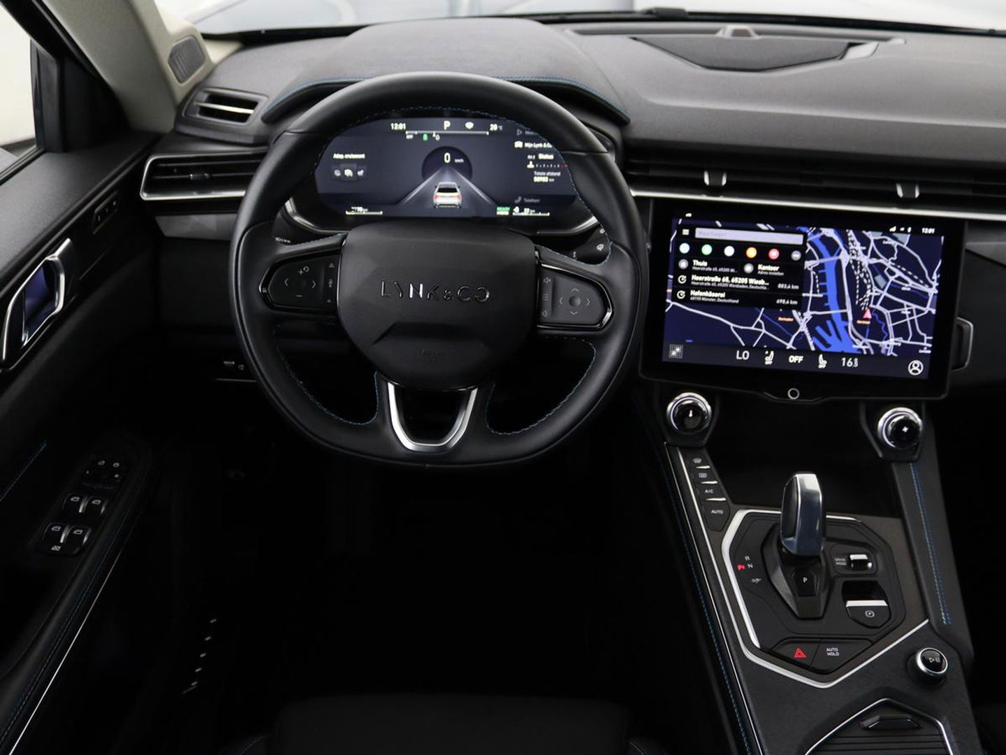 Lynk & Co 01 1.5 Plug In | Panoramadak | Infinity by Harman | 360 camera | Adaptive cruise | Stoelverwarming | Carplay | Memory | Full LED