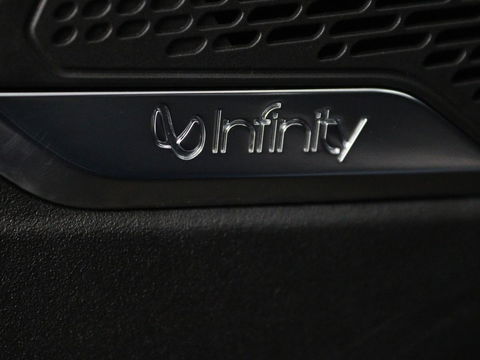 Lynk & Co 01 1.5 Plug In | Panoramadak | Infinity by Harman | 360 camera | Adaptive cruise | Stoelverwarming | Carplay | Memory | Full LED