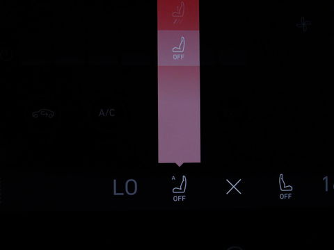 Lynk & Co 01 1.5 Plug In | Panoramadak | Infinity by Harman | 360 camera | Adaptive cruise | Stoelverwarming | Carplay | Memory | Full LED