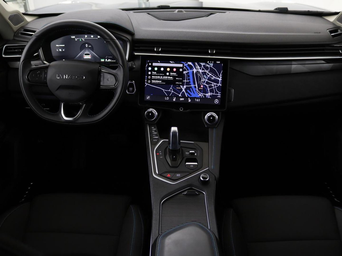 Lynk & Co 01 1.5 Plug In | Panoramadak | Infinity by Harman | 360 camera | Adaptive cruise | Stoelverwarming | Carplay | Memory | Full LED