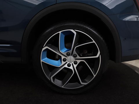 Lynk & Co 01 1.5 Plug In | Panoramadak | Infinity by Harman | 360 camera | Adaptive cruise | Stoelverwarming | Carplay | Memory | Full LED