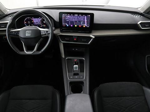 SEAT Leon 1.4 TSI e-Hybrid PHEV | Stoel & stuurverwarming | Leder/Alcantara | Carplay | Camera | Navigatie | Memory | Park Assist | Full LED