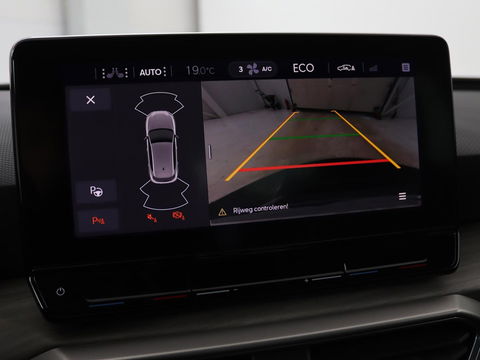 SEAT Leon 1.4 TSI e-Hybrid PHEV | Stoel & stuurverwarming | Leder/Alcantara | Carplay | Camera | Navigatie | Memory | Park Assist | Full LED