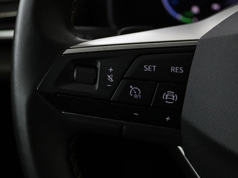 SEAT Leon 1.4 TSI e-Hybrid PHEV | Stoel & stuurverwarming | Leder/Alcantara | Carplay | Camera | Navigatie | Memory | Park Assist | Full LED