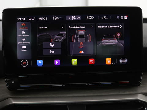 SEAT Leon 1.4 TSI e-Hybrid PHEV | Stoel & stuurverwarming | Leder/Alcantara | Carplay | Camera | Navigatie | Memory | Park Assist | Full LED