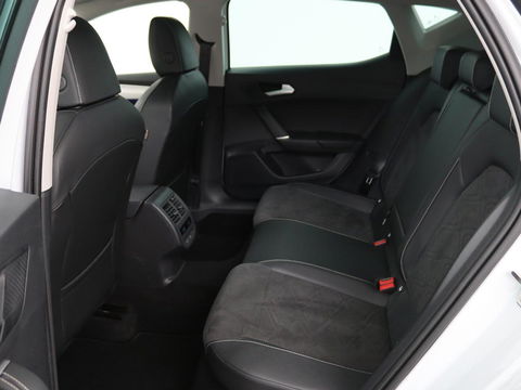 SEAT Leon 1.4 TSI e-Hybrid PHEV | Stoel & stuurverwarming | Leder/Alcantara | Carplay | Camera | Navigatie | Memory | Park Assist | Full LED