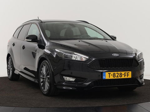 Ford Focus 1.0 EcoBoost 140pk ST-Line | Stoel & stuurverwarming | Xenon | Carplay | Navigatie | Climate control | Parkeerhulp | Cruise control