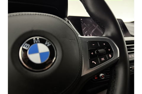 BMW 1-serie 118i M Sport LED Camera Carplay Sfeerverl. Clima Cruise Virtual Navi PDC 18"LMV