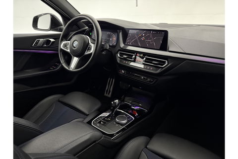 BMW 1-serie 118i M Sport LED Camera Carplay Sfeerverl. Clima Cruise Virtual Navi PDC 18"LMV