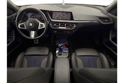 BMW 1-serie 118i M Sport LED Camera Carplay Sfeerverl. Clima Cruise Virtual Navi PDC 18"LMV