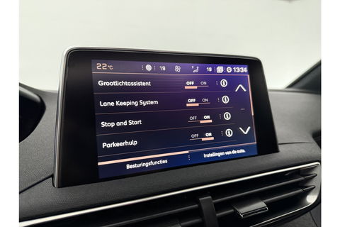 Peugeot 5008 1.2 PureTech GT-Line 7p 360 Camera Pano Virtual LED Sfeerverl. Trekhaak Carplay Cruise Clima 19"LMV Navi PDC