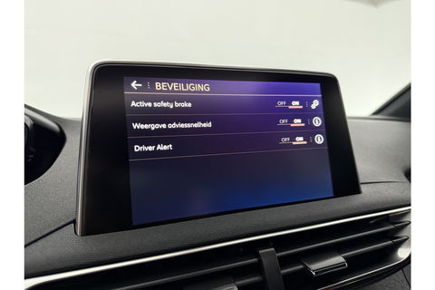 Peugeot 5008 1.2 PureTech GT-Line 7p 360 Camera Pano Virtual LED Sfeerverl. Trekhaak Carplay Cruise Clima 19"LMV Navi PDC