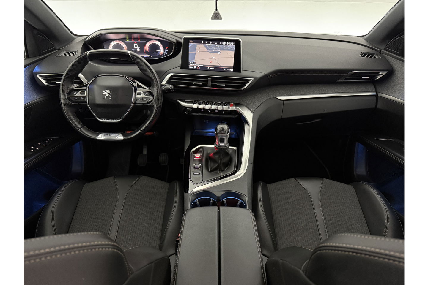 Peugeot 5008 1.2 PureTech GT-Line 7p 360 Camera Pano Virtual LED Sfeerverl. Trekhaak Carplay Cruise Clima 19"LMV Navi PDC