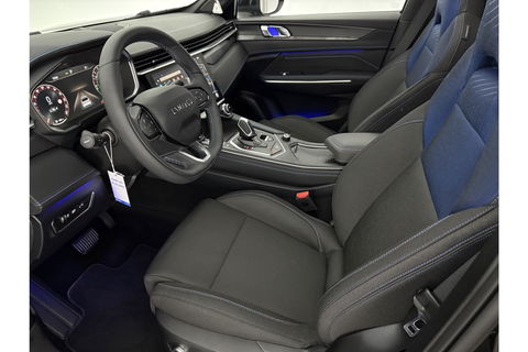 Lynk Co 01 1.5 262PK Hybride 360Camera Pano LED Sfeerverl. Virtual Carplay ACC Clima Memory Navi 20"LMV Winterpack!