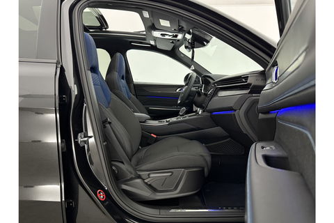 Lynk Co 01 1.5 262PK Hybride 360Camera Pano LED Sfeerverl. Virtual Carplay ACC Clima Memory Navi 20"LMV Winterpack!