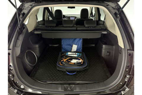 Mitsubishi Outlander 2.0 PHEV Hybride 360 Camera LED Clima Navigatie Leder 18"LMV