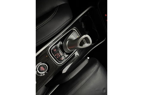 Mitsubishi Outlander 2.0 PHEV Hybride 360 Camera LED Clima Navigatie Leder 18"LMV