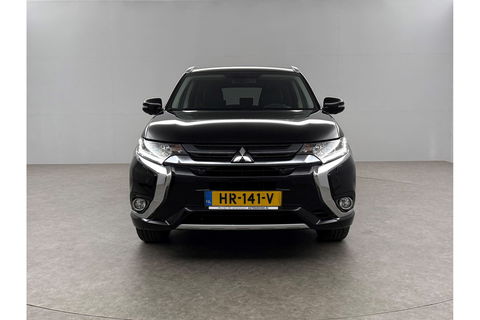 Mitsubishi Outlander 2.0 PHEV Hybride 360 Camera LED Clima Navigatie Leder 18"LMV