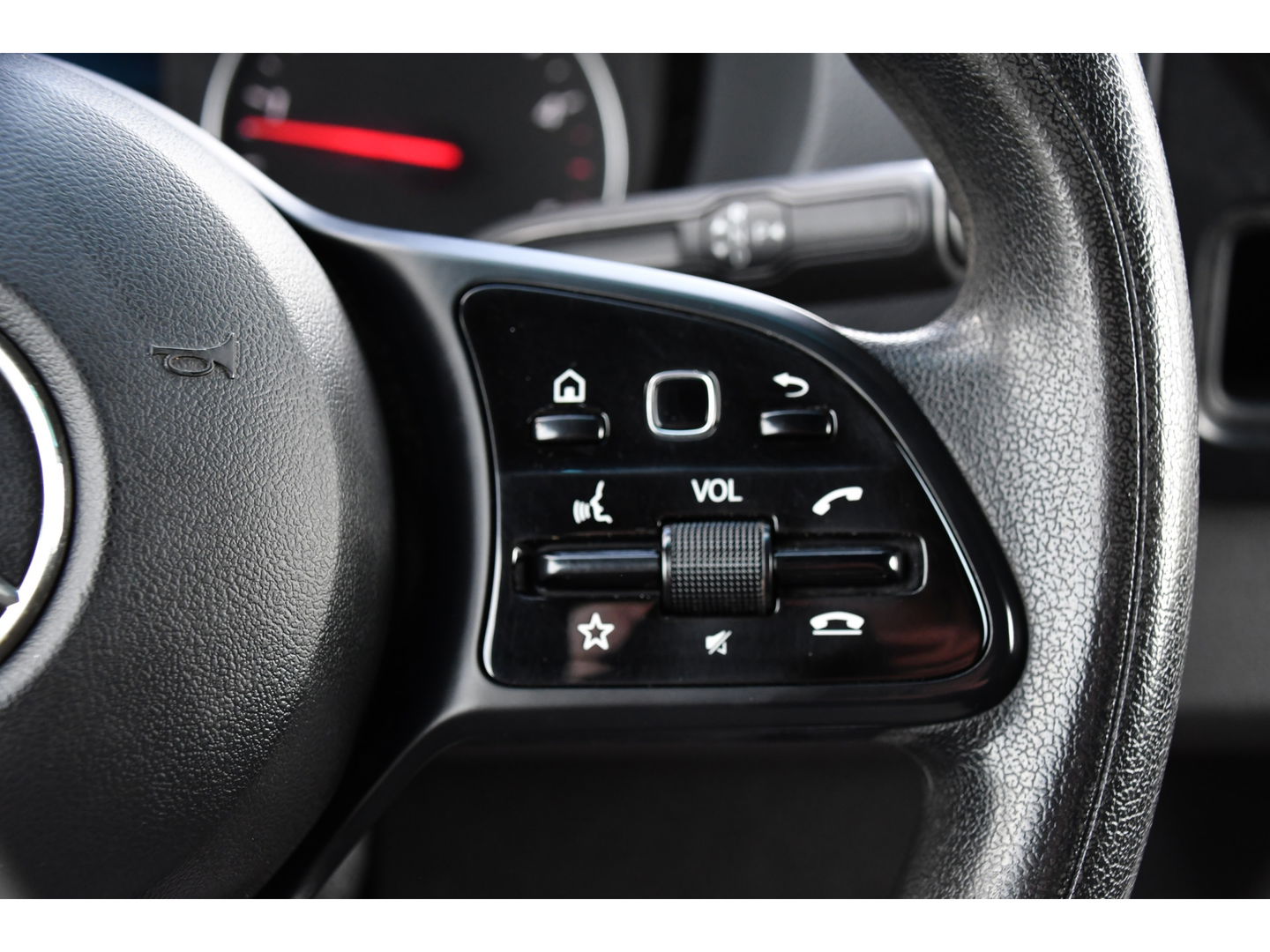 Mercedes-Benz Sprinter 314 2.2 CDI L2H2 Black Edition Camera, Cruise, 3500KG Trekhaak, Carplay, Automaat, Mbux, 143PK, NAVI, Uniek!