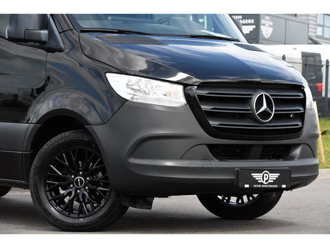 Mercedes-Benz Sprinter 314 2.2 CDI L2H2 Black Edition Camera, Cruise, 3500KG Trekhaak, Carplay, Automaat, Mbux, 143PK, NAVI, Uniek!