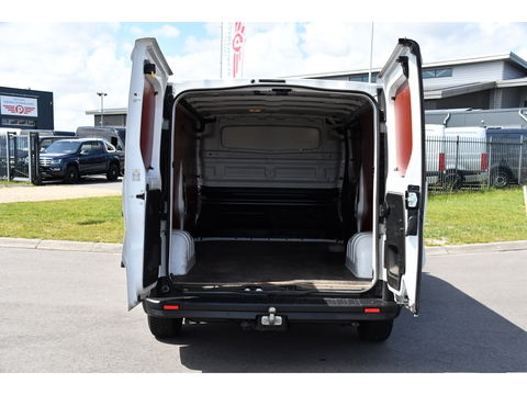 Fiat Talento 2.0 MultiJet L2H1 PB Edition Cruise, Carplay, Sensoren, 145PK, Sensoren, Airco, Multimedia, NAVI, Uniek!