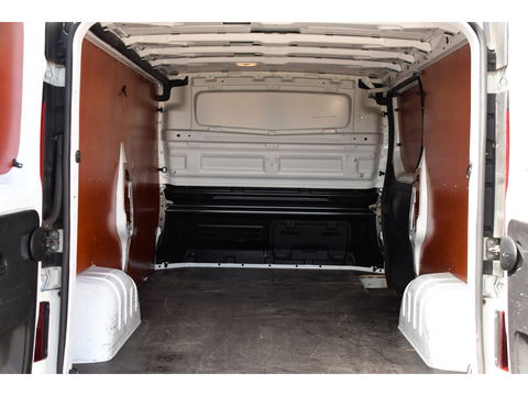 Fiat Talento 2.0 MultiJet L2H1 PB Edition Cruise, Carplay, Sensoren, 145PK, Sensoren, Airco, Multimedia, NAVI, Uniek!