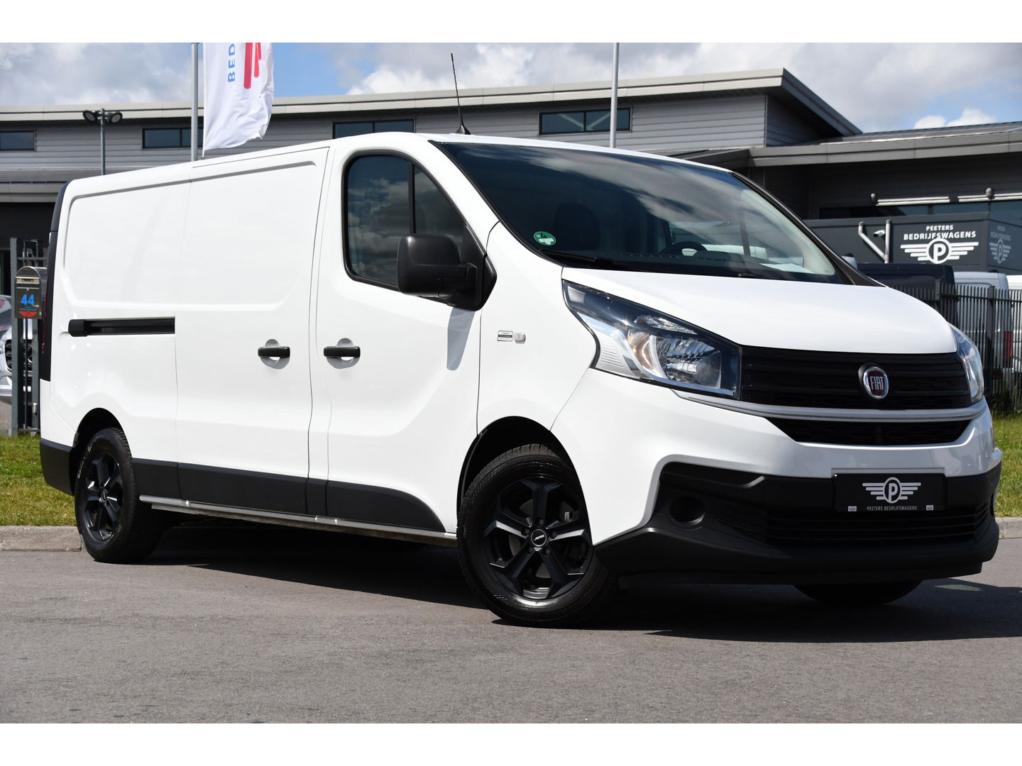 Fiat Talento 2.0 MultiJet L2H1 PB Edition Cruise, Carplay, Sensoren, 145PK, Sensoren, Airco, Multimedia, NAVI, Uniek!